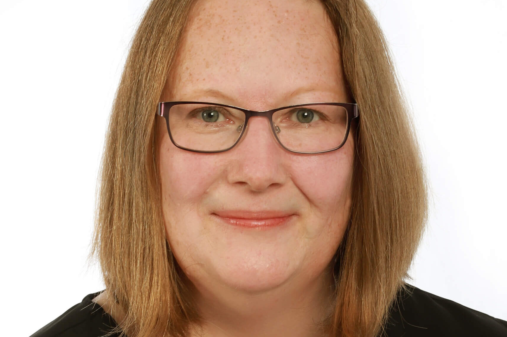 sylvia_schroeder-kombuechen-scaled-aspect-ratio-3-2